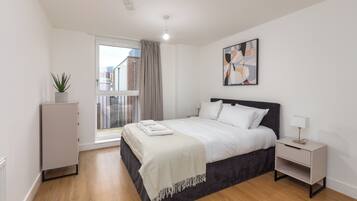 2 slaapkamers, een strijkplank/strijkijzer, gratis wifi