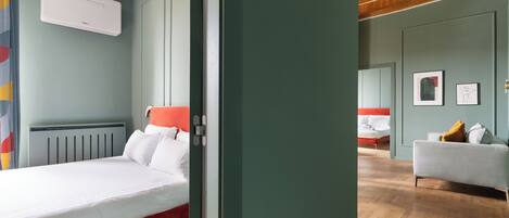 Two-Bedroom Apartment, Via De Castillia 24 | Iron/ironing board, free WiFi, bed sheets