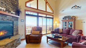 Smart TV, fireplace - Reserve 32B • Family-Friendly Mountain Stay (Sugar Mountain)
