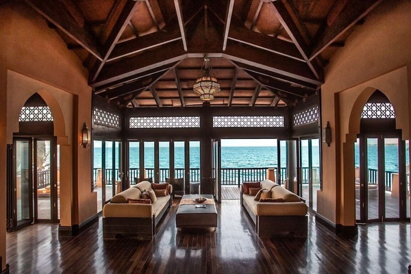 Unwind in an airy oceanfront lounge with soothing sea breezes.