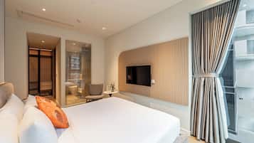 In-room safe, desk, laptop workspace, blackout curtains