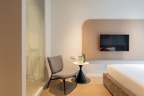 베이직룸, 시내 전망 | 객실 내 금고, 책상, 노트북 작업 공간, 암막 커튼