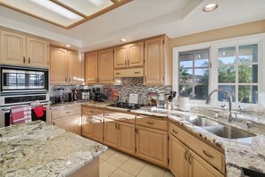 Umweltfreundliche Reinigungsmittel werden bereitgestellt