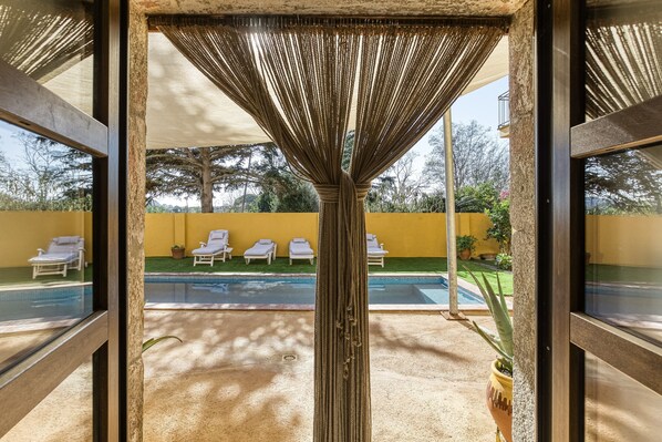 Pool - El Figuerar: Between Sea and Mountains, with Pool and Garden in Palamós (Palamós)