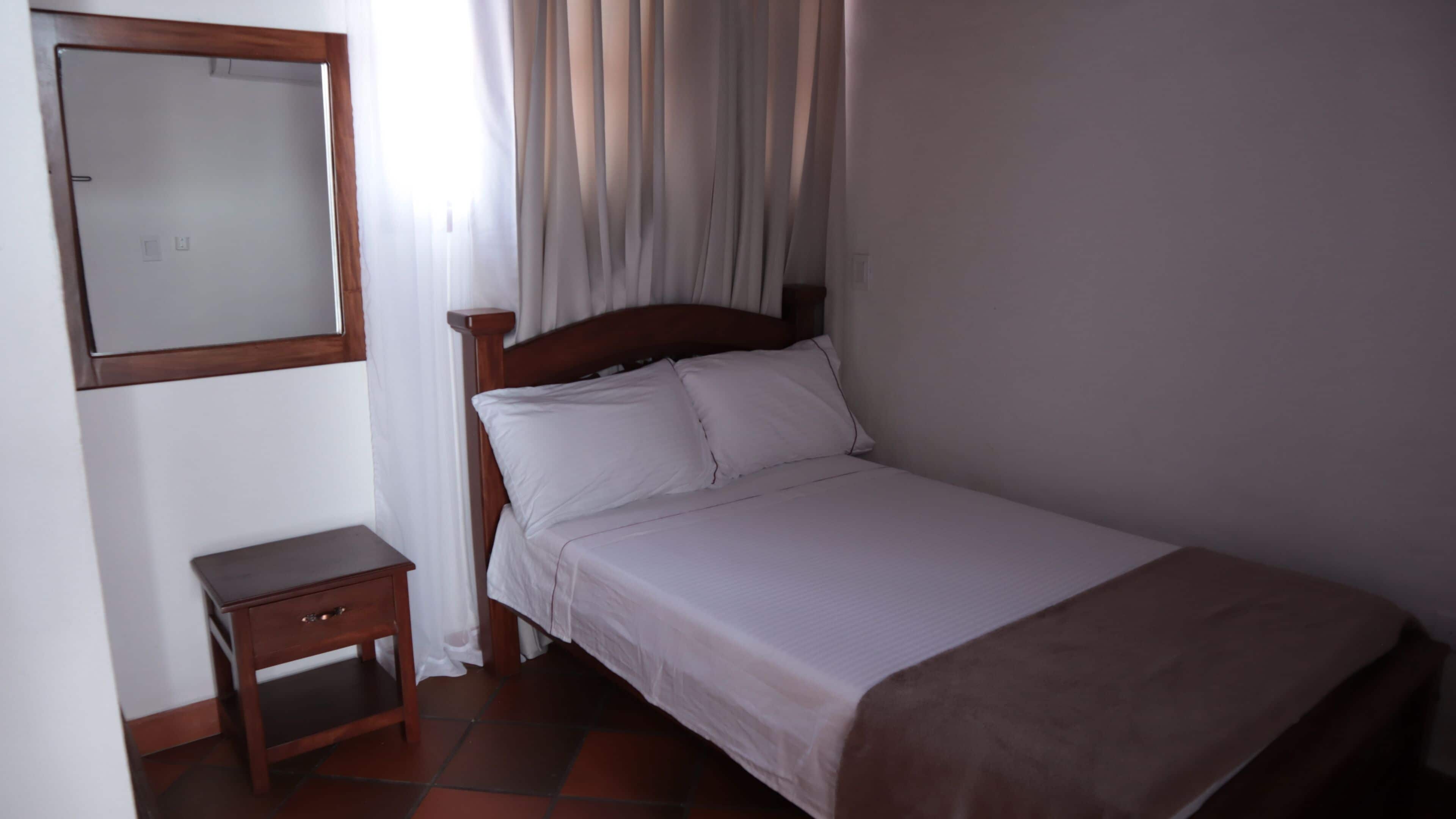 Habitación individual | Escritorio y wifi gratis 