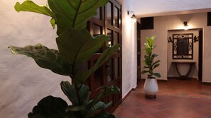 Terrace/patio - Hotel Prados de la Serranía (Lebrija)