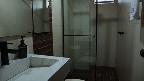 Studio, Courtyard View | Individually furnished, free WiFi, bed sheets