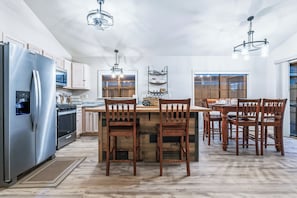 Microwave, oven, stovetop, dishwasher - Pool House Near Rotary Park-Private Marina Access! (Bullhead City)
