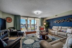 TV - 🌊Spacious~Waterway Views~Pool~Yacht Club Villas 2-102A🌊 (North Myrtle Beach)