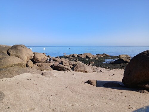 Fisherman's cottage 200 m from Sablon beach in Cosqueville