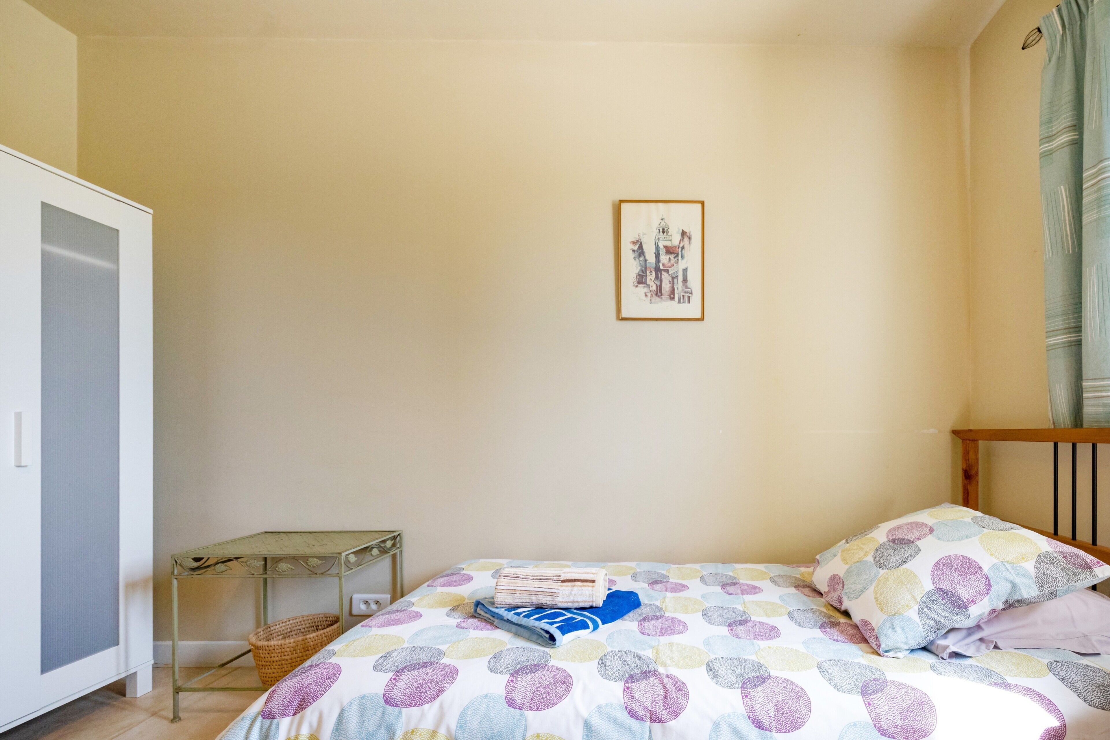 4 chambres, fer et planche à repasser, Wi-Fi, literie fournie