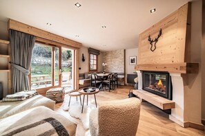 Interior - Snowdust – Warm & Welcoming Stay in Megève (Megeve)