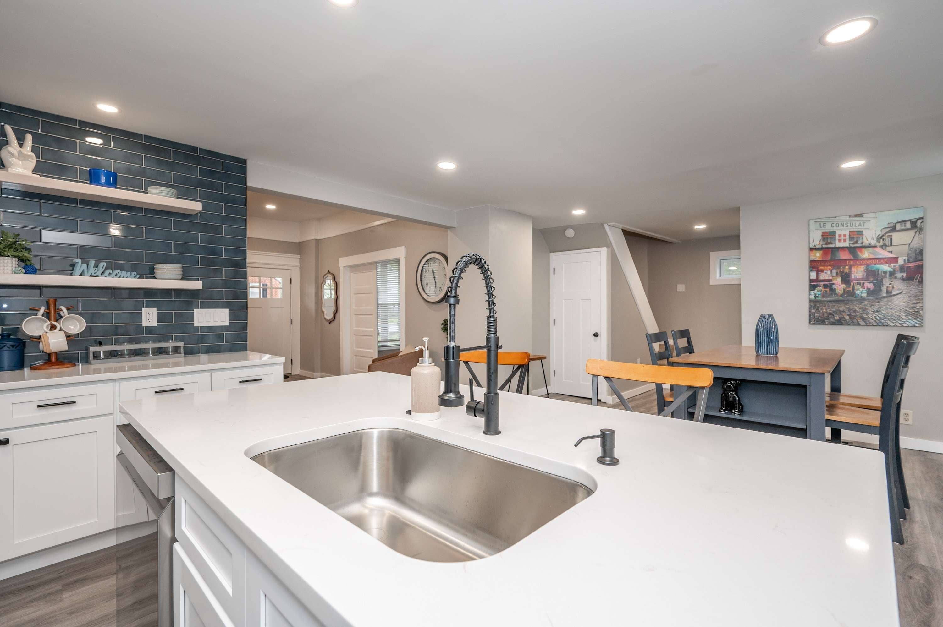 House, Multiple Beds, Patio, Garden View (The Gathering House) | Private kitchen