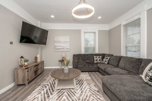 House, Multiple Beds, Patio, Garden View (The Gathering House) | Living area