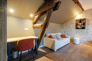 Deluxe-Doppelzimmer | Zimmersafe, schallisolierte Zimmer, kostenloses WLAN