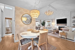 Dining - The Coastal Coop - Private, Community Pool, Golf Cart Included, Nearby Crabbing Dock (Fripp Island)