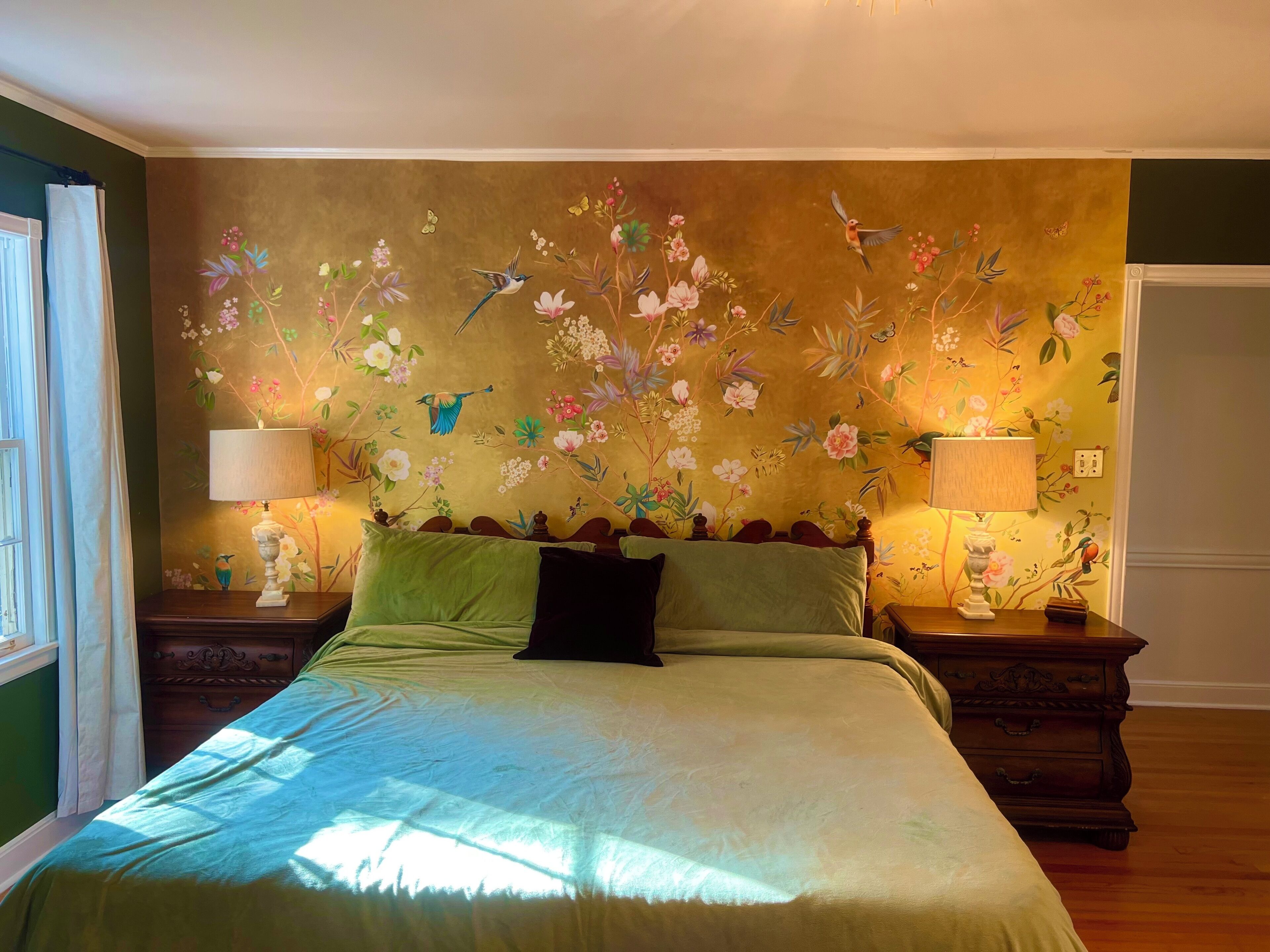 3 bedrooms, iron/ironing board, travel crib, free WiFi