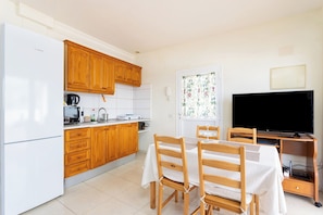 Coffee/tea maker, microwave, stovetop, toaster - Home2Book Terrace Bliss Apt Güímar (Güímar)