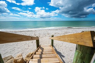 Playa privada, arena blanca