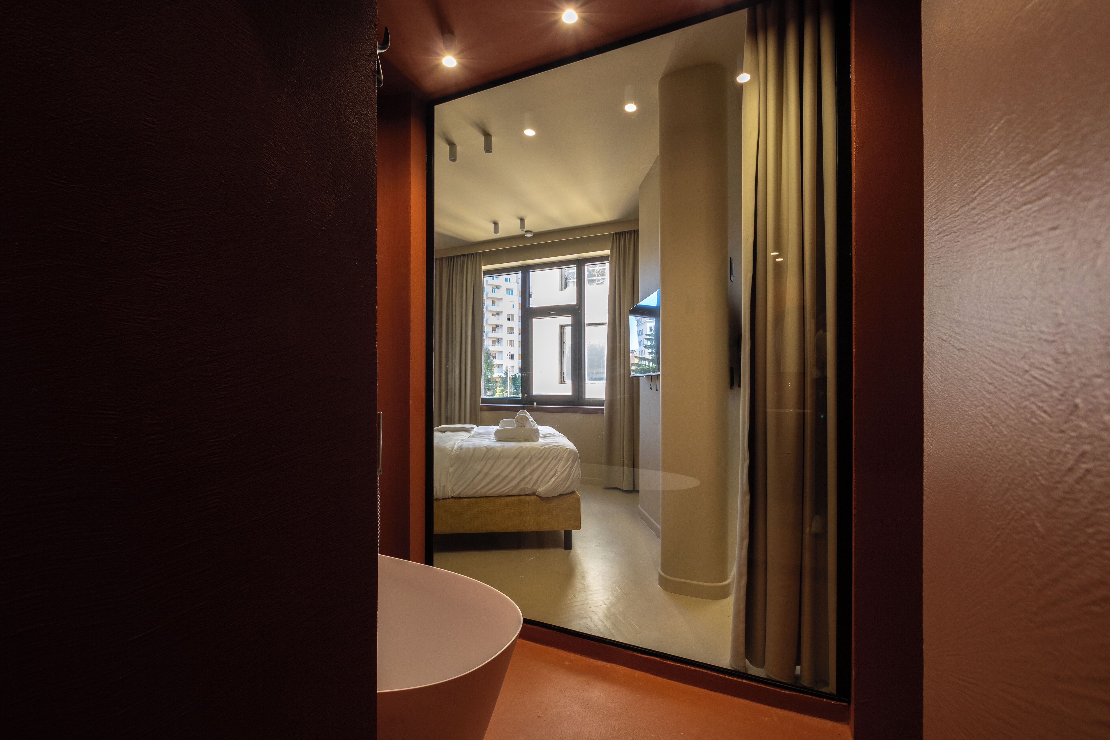 Presidential Suite, City View | Bathroom | Hair dryer, towels, soap, shampoo