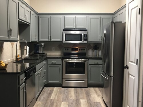 Designer Furnished Home Away from Home - Perfect  for the Holidays