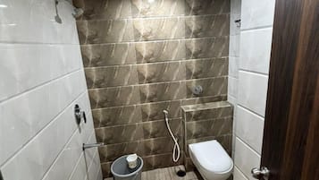 Chambre Double Deluxe | Salle de bain