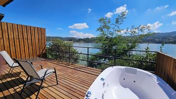 Standard Cabin, Pets allowed, Lake View | Terrace/patio