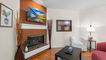 Smart TV, fireplace, offices