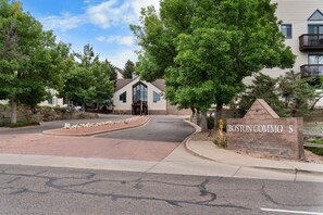 Exterior - DTC Studio! Extended Stay, Free Parking & Fast WiFi! (Greenwood Village)