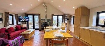 Beautiful Cottage Within Scottish Nature Reserve - Pass the Keys