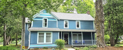 Alden Brown Victorian | Walk to Torch Lake & Alden