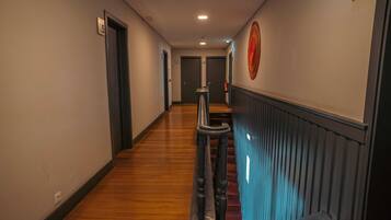 Handrails in hallways