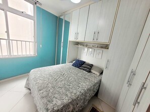 2 quartos, ferros/tábuas de passar roupa, Wi-Fi, roupa de cama