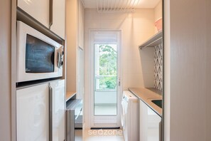 Basic Apartment | Bahagian dalam