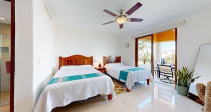 Punta Esmeralda Magnolia 202