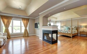 12 bedrooms, iron/ironing board, WiFi, bed sheets