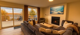 The Perfect Muskoka Getaway - Waterfront  • Sauna • Fire Pit • Ping Pong & Darts