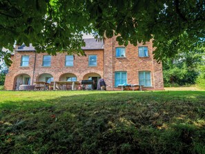 Exterior - Gaer Hall (Welshpool)