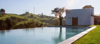Quinta de Matrena, 10m from Tomar and the Castelo de Bode reservoir