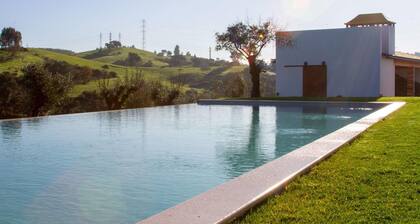 Quinta de Matrena, 10m from Tomar and the Castelo de Bode reservoir