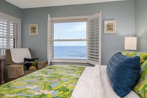 2 bedrooms, iron/ironing board, WiFi, bed sheets - Delightful 2-bedroom condo with oceanfront view in Ormond Beach (Ormond Beach)
