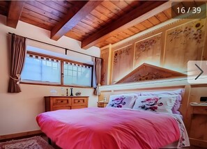 1 bedroom, iron/ironing board, WiFi, bed sheets - Chalet Berghof Laret Ranuncolo with Whirlpool and Wi-Fi (Rabbi)