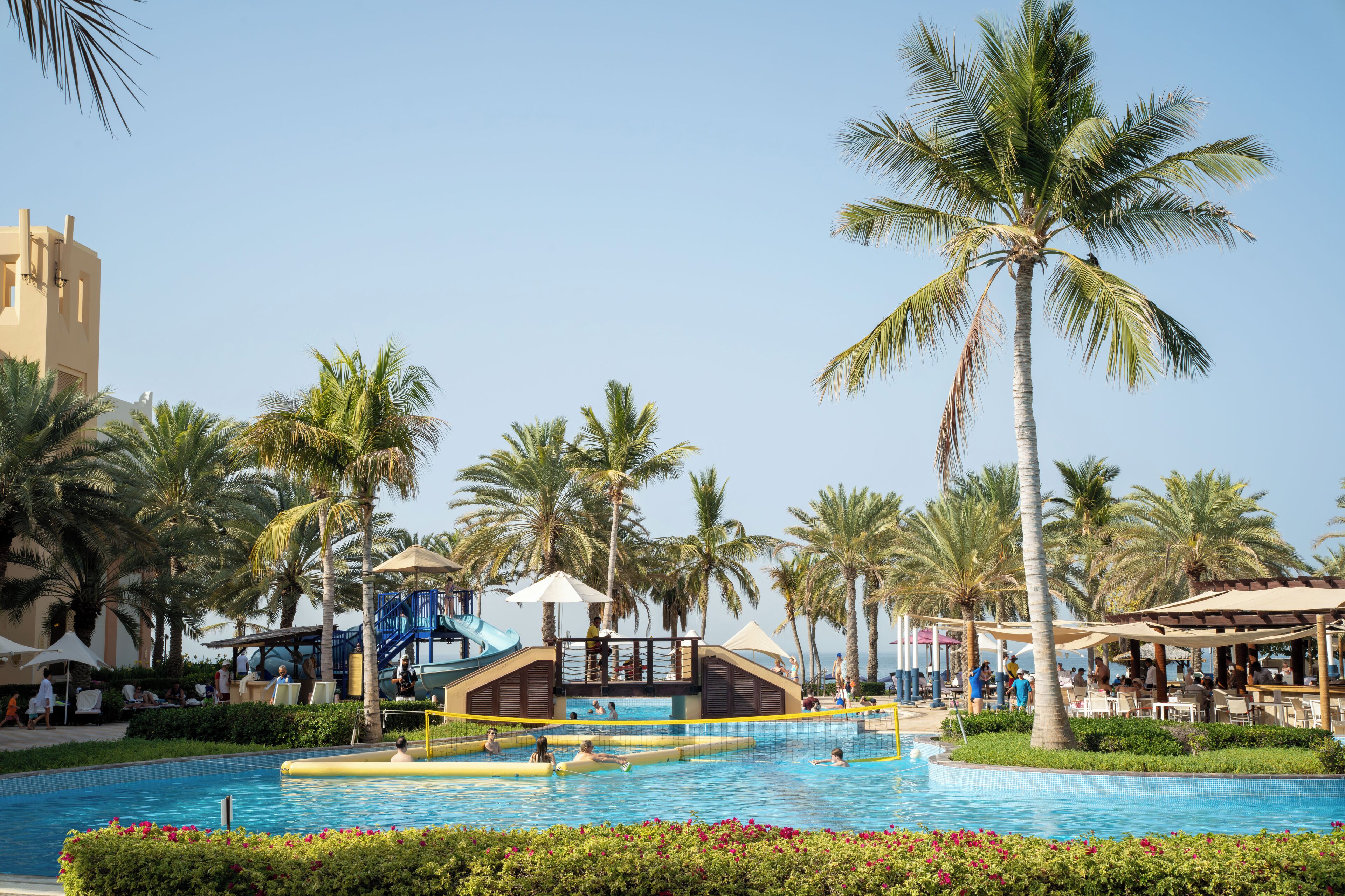 حمّام سباحة خارجي موسمي