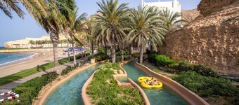 ダブルツリー バイ ヒルトン マスカット アル ワハ