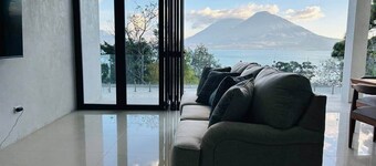 Casa Verapaz - Carina (1 Bedroom + Loft)