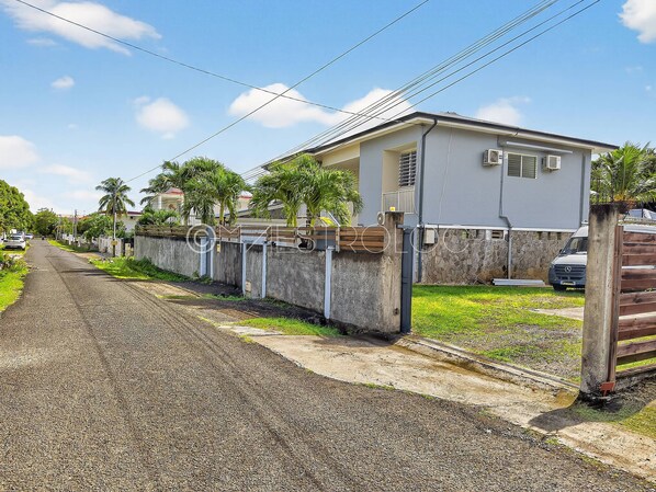 مدخل المنشأة