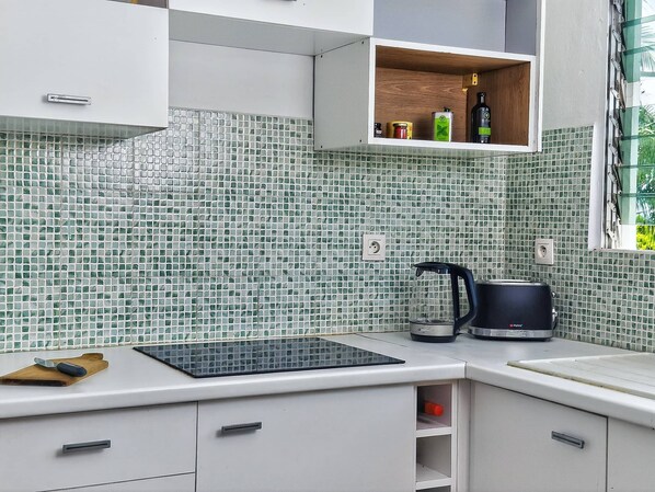 舒適獨棟房屋, 花園景觀 | 私人廚房 | 烤麵包機、清潔用品