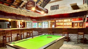 Bar (on property) - Ngandu Hotel - Rundu (Rundu)