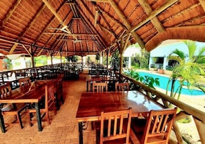 Unclassified image, 4 of 52, button - Ngandu Hotel - Rundu (Rundu)