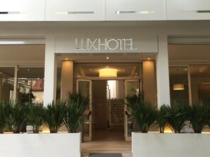 Exterior detail - Hotel Lux (Gabicce Mare)